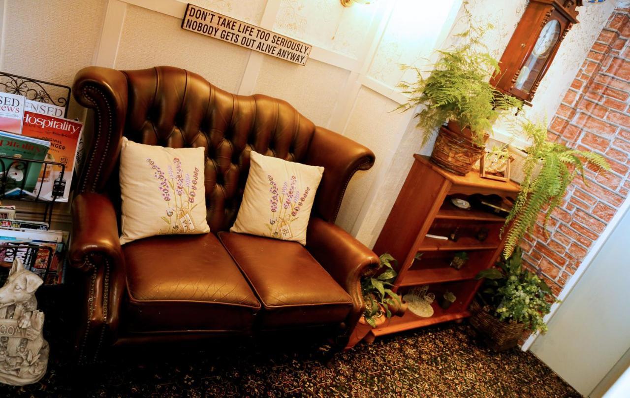Avarest House Bb Adults Only Portrush Buitenkant foto